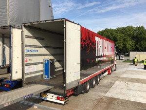 Wilkinson Hits The Road Again With TRUCKINGBY